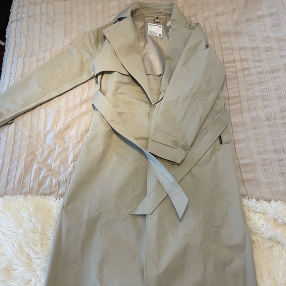 Frank & Oak trench coat - Picture 6 of 8